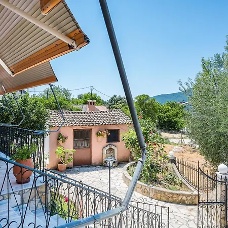 Σπίτι διακοπών Stavros Twobedroom House With Patio By Konnect